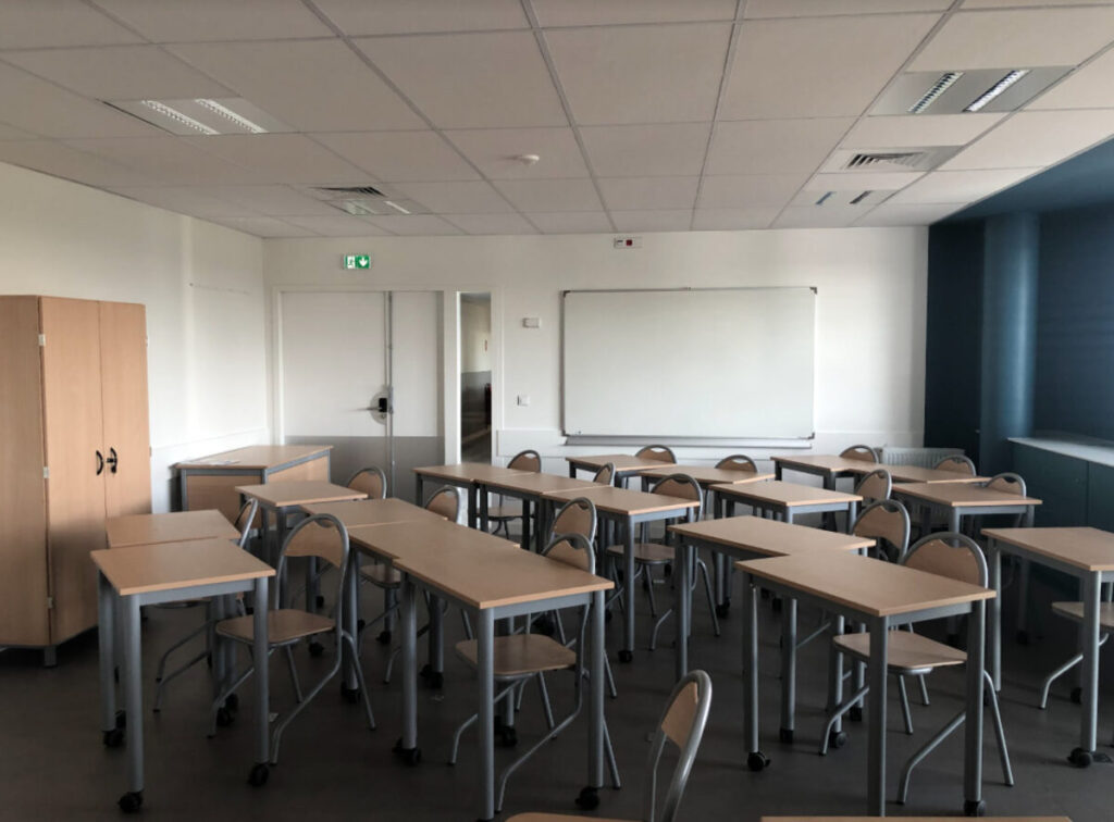 photo d'une salle défonctionnalisée