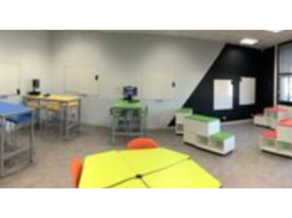 photo de la salle d'e-learning du collège Letot